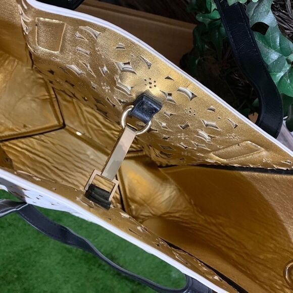 WOMENS BLACK AND WITH SHOPPING TOTE BAG - Picture 3 of 5